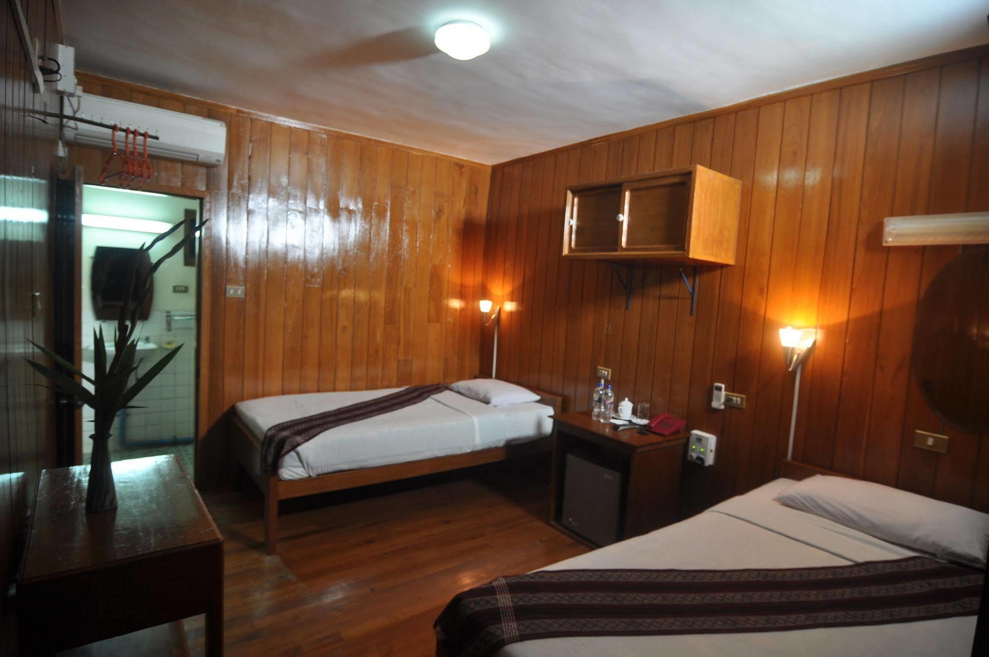 Green Land Motel Bagan Esterno foto