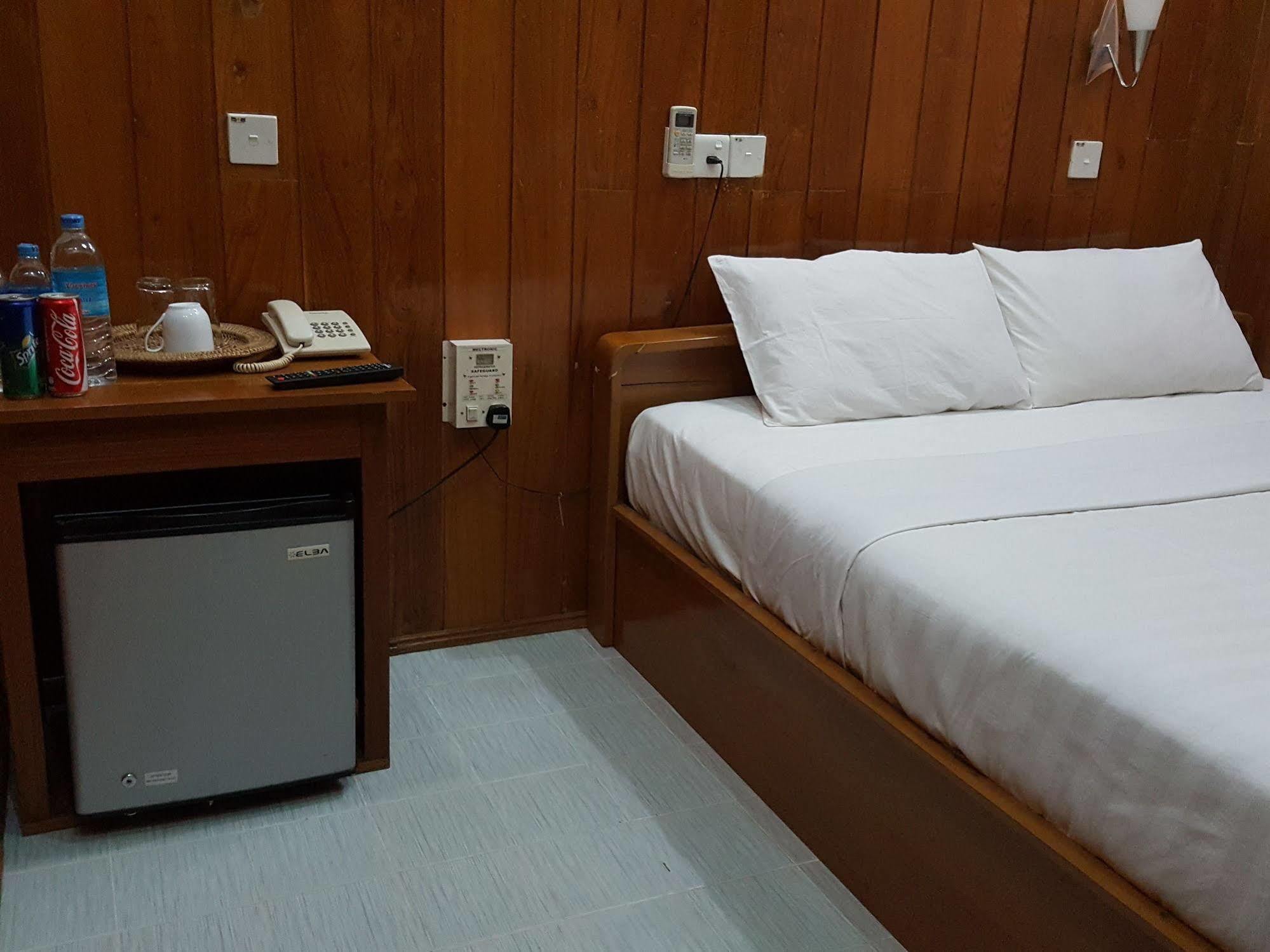 Green Land Motel Bagan Esterno foto